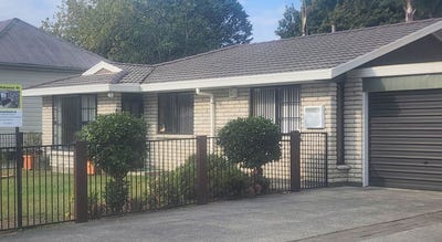 /international/nz/84-hakanoa-street-huntly-waikato-380066107877/