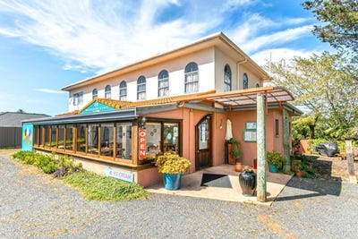 /international/nz/31-orchard-road-waihi-hauraki-380066129233/