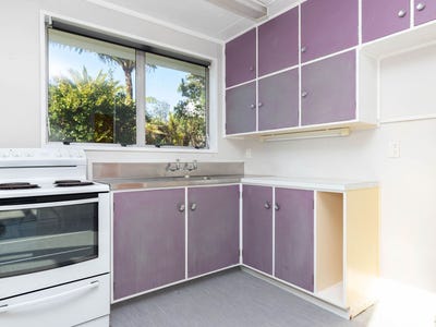 /international/nz/86-henley-street-westport-buller-380066176952/