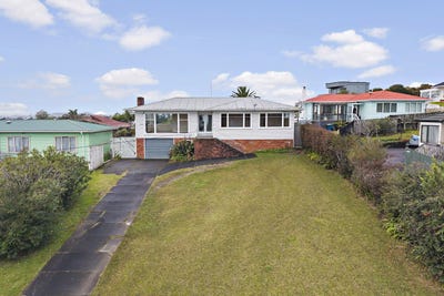 /international/nz/128-rosier-road-glen-eden-waitakere-city-380066169100/