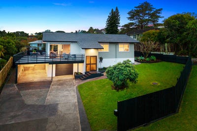 /international/nz/4-halcombe-place-green-bay-waitakere-city-380066100891/
