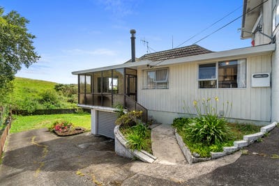 /international/nz/17-mcvie-road-huntly-waikato-380066118250/