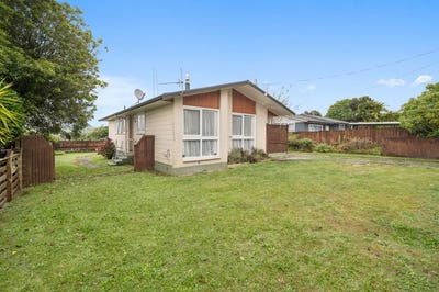 /international/nz/clayton-road-pukehangi-rotorua-380066109873/