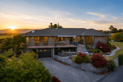 /international/nz/27-pine-hill-rise-fairhall-marlborough-380066103373/