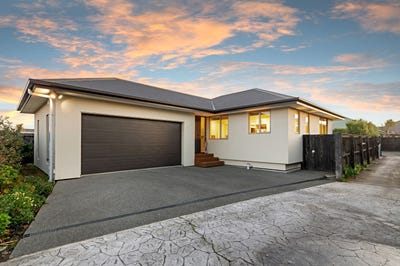 /international/nz/423-bower-avenue-parklands-christchurch-city-380066180745/