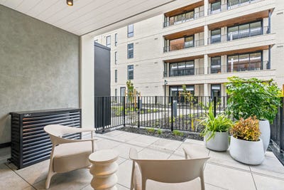 /international/nz/81-carlton-gore-road-newmarket-auckland-city-380066177208/