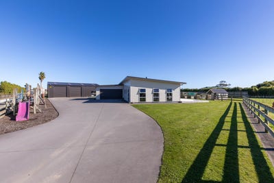 /international/nz/270-turangi-road-tikorangi-new-plymouth-380066111619/