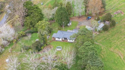 /international/nz/glen-massey-waikato-380066095945/