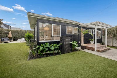 /international/nz/hanlon-crescent-devonport-north-shore-city-380066086256/