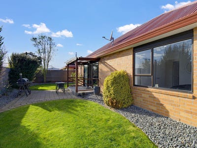 /international/nz/chalmers-avenue-hampstead-canterbury-380066095678/