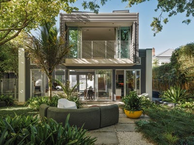 /international/nz/13-dexter-avenue-mount-eden-auckland-city-380066119930/