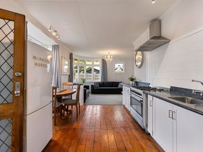 /international/nz/28-lyndhurst-street-takaro-palmerston-north-city-380066174342/