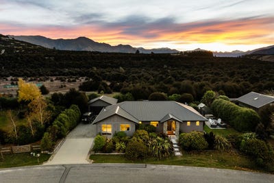 /international/nz/11-hikuwai-drive-albert-town-wanaka-380066103210/