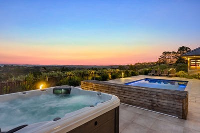 /international/nz/246-glenmore-road-coatesville-rodney-380066175148/