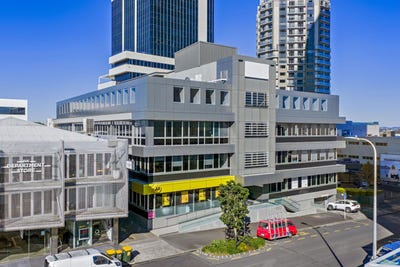 /international/nz/takapuna-north-shore-city-380066129237/