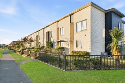 /international/nz/50-adlam-lane-conifer-grove-papakura-380066085389/