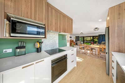 /international/nz/103-matai-street-te-anau-southland-380066108397/