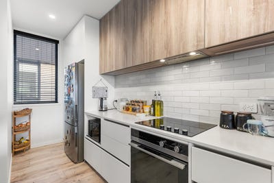 /international/nz/14-ara-toutouwai-karori-wellington-city-380066095073/