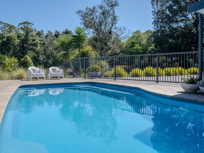 /international/nz/244-waimate-north-road-kerikeri-far-north-380066076648/