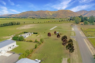/international/nz/19-soper-street-lumsden-surrounds-southland-380066091011/