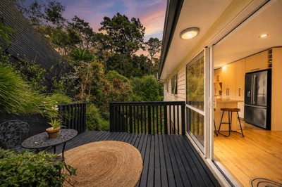 /international/nz/82-verbena-road-birkdale-north-shore-city-380066124324/