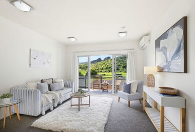 /international/nz/232-middleton-road-glenside-wellington-city-380066122130/