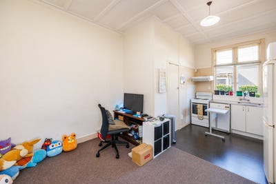 /international/nz/285-fitzherbert-avenue-west-end-palmerston-north-city-380066185037/