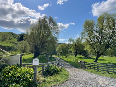 /international/nz/37-waikakahi-road-pongaroa-pongaroa-tararua-380066081959/