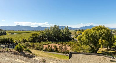 /international/nz/8-lake-view-place-fairhall-marlborough-380066097971/