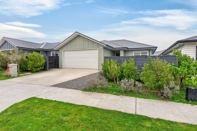 /international/nz/20-kairaumati-crescent-kelson-lower-hutt-city-380066120354/
