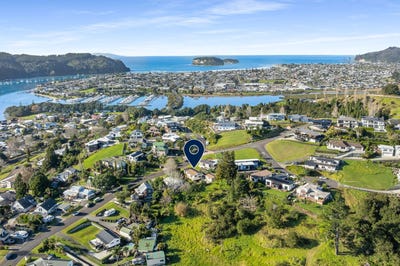 /international/nz/217-tirohanga-drive-whangamata-thames-coromandel-380066169395/