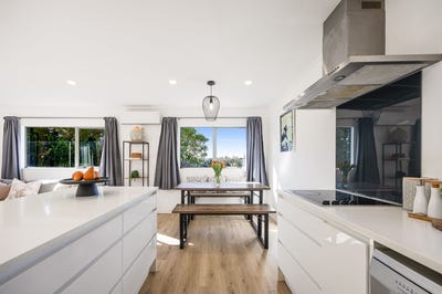 /international/nz/beach-haven-north-shore-city-380066101009/