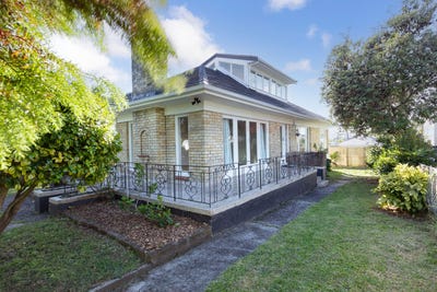 /international/nz/archibald-road-kelston-waitakere-city-380066120789/