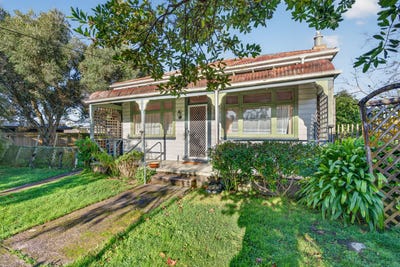 /international/nz/116-fitzherbert-street-featherston-south-wairarapa-380066115392/