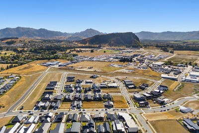 /international/nz/wanaka-central-otago-lakes-district-380066178920/