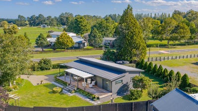 /international/nz/tikokino-central-hawkes-bay-380066124002/