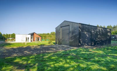 /international/nz/646-sandy-knolls-road-west-melton-selwyn-380066175617/