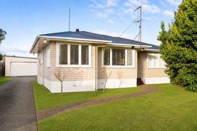 /international/nz/15-clyde-street-utuhina-rotorua-380066178055/