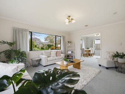 /international/nz/2-farnah-green-flagstaff-hamilton-city-380066177142/