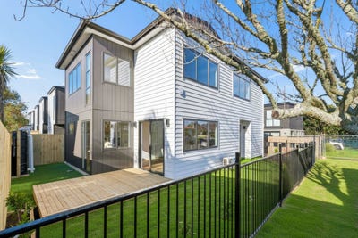 /international/nz/40-wellesley-road-mangere-bridge-manukau-city-380066161325/