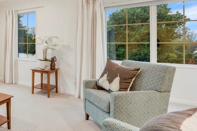 /international/nz/49-covent-drive-stoke-nelson-bays-380066180613/