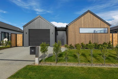 /international/nz/19-wooing-tree-avenue-cromwell-central-otago-lakes-district-380066168606/