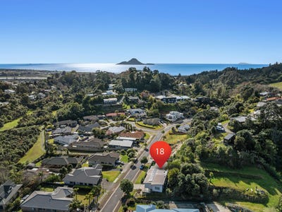 /international/nz/18-the-fairway-whakatane-bay-of-plenty-380066182916/