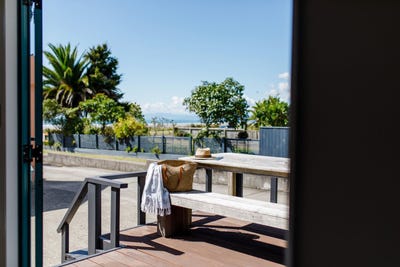 /international/nz/61b-west-end-road-ohope-whakatane-380066094856/