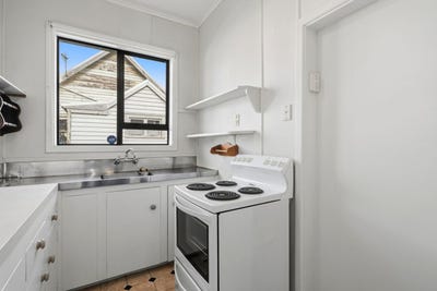 /international/nz/178-ythan-street-appleby-invercargill-city-380066184097/