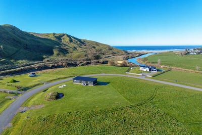 /international/nz/55-punawaitai-road-central-hawkes-bay-coastal-central-hawkes-bay-380066089378/
