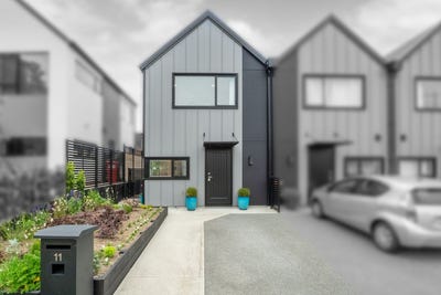 /international/nz/doug-jensen-street-wallaceville-wellington-380066106693/