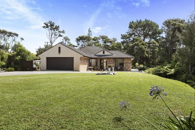 /international/nz/240-pine-valley-road-dairy-flat-rodney-380066116006/
