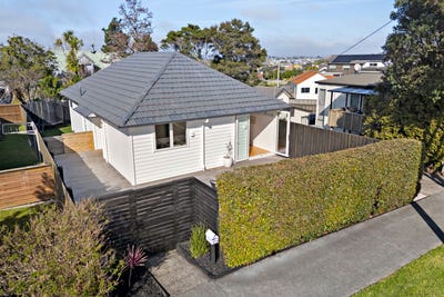/international/nz/glen-innes-auckland-city-380066178176/
