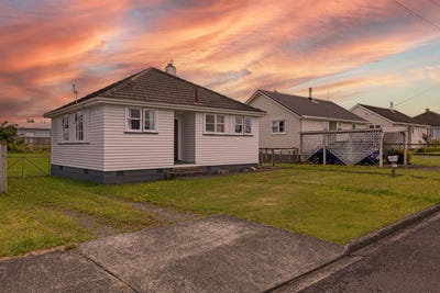 /international/nz/bell-street-marton-rangitikei-380066095737/